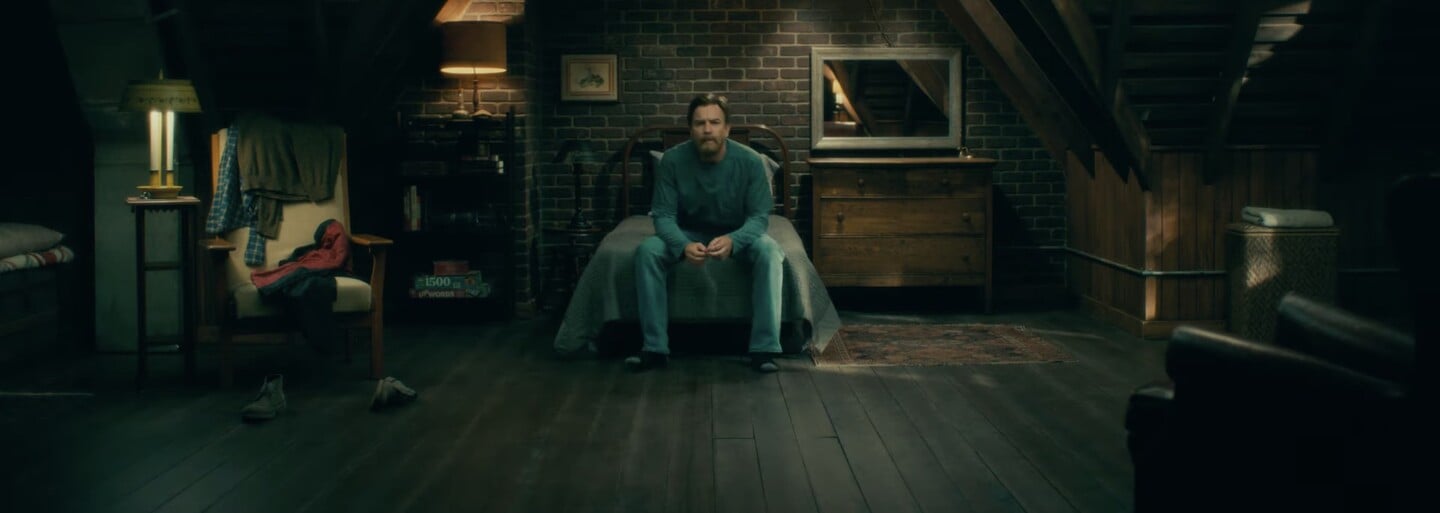 V pokračovaní hororu Shining sa Ewan McGregor vracia do hotelu, kde ho chcel zavraždiť vlastný otec