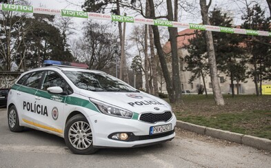 14letý hoch na Slovensku údajně podpálil 12letého chlapce. Ten nyní bojuje o svůj život v nemocnici 14letý hoch na Slovensku údajně podpálil 12letého chlapce. Ten nyní bojuje o svůj život v nemocnici