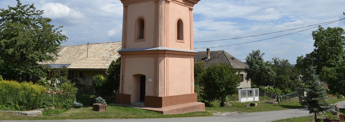V tejto slovenskej obci je neveriacich skoro 100 percent obyvateľov. Väčšinu dediny tvoria nezadaní a mladí ľudia