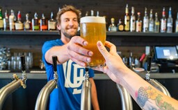 V tele muža sa varilo pivo. Nepil alkohol, no bol pravidelne opitý, strácal pamäť