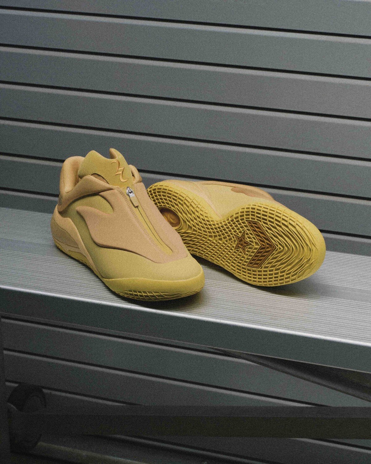 Converse SHAI 001