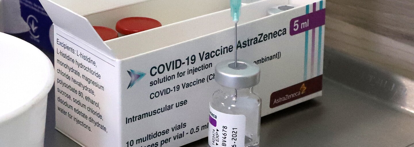 Vakcína AstraZeneca může extrémně vzácně souviset s krevními sraženinami, potvrdila Evropská léková agentura