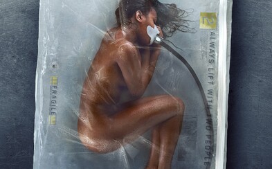 Vaša myseľ, cudzie telo. Futuristický Altered Carbon už o mesiac predstaví krutý a nemilosrdný náhľad do búducnosti Vaša myseľ, cudzie telo. Futuristický Altered Carbon už o mesiac predstaví krutý a nemilosrdný náhľad do búducnosti