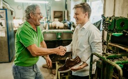 Vasky navazují na zlínskou obuvnickou tradici. Kvůli koronaviru začaly šít roušky pro nemocnice