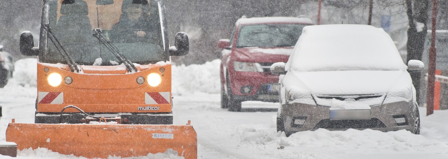 Ve středu hrozí ve třech krajích sněhová kalamita, ČHMÚ vydal výstrahu. Za 12 hodin může napadnout až 15 cm sněhu