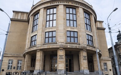 Vedenie Univerzity Komenského kritizuje dekana: Veľmi nás prekvapilo, že podľa neho je vraj práca Igora Matoviča v poriadku Vedenie Univerzity Komenského kritizuje dekana: Veľmi nás prekvapilo, že podľa neho je vraj práca Igora Matoviča v poriadku