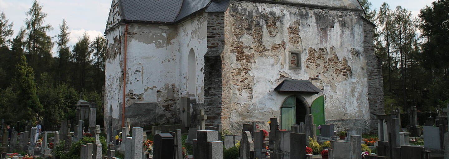 Velhartický hřbitov je jedním z nejděsivějších míst v Česku. Oživování mrtvoly, mučení nebo uhoření zaživa – tolik zla na jednom místě