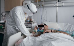 Velký objev v boji proti koronaviru: Tento lék snižuje riziko úmrtí na covid-19 o více než 40 %, uvádí studie.