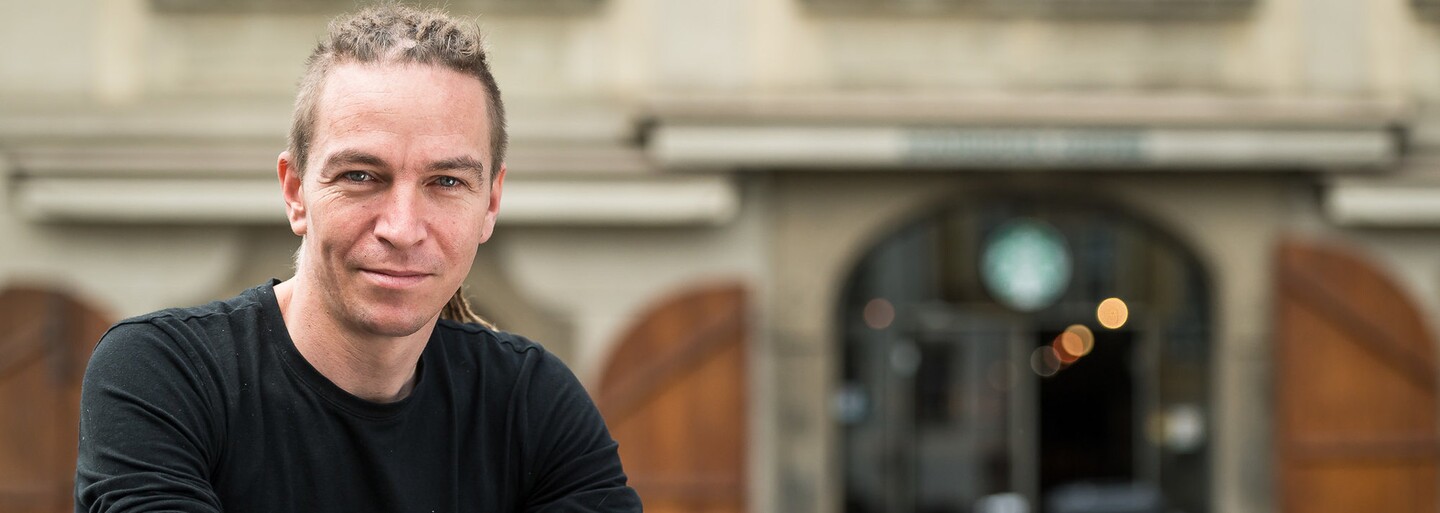 Velký rozhovor s Ivanem Bartošem: Volby budou hodně špinavé. Kdyby nás Babiš poslouchal, nemuselo zemřít 30 tisíc lidí