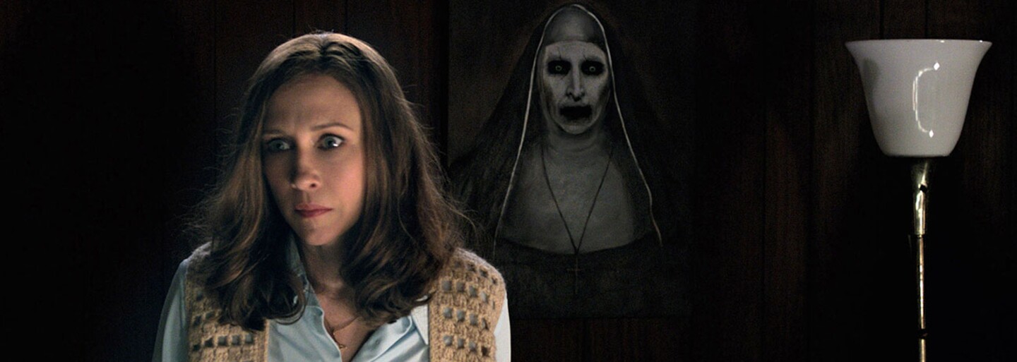 Videli sme prvé zábery z natáčania očakávaného hororu The Nun! V zákulisnom videu sa James Wan vyjadril aj k budúcnosti Conjuring série