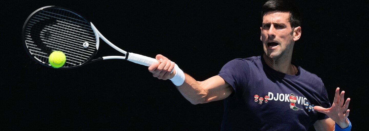 VIDEO: Ať žije ruský lid. Otec Novaka Djokoviče na Australian Open provolával slávu Rusku