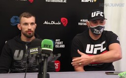 VIDEO: Attlia Végh tlmočil pred novinármi pre Ľudovíta Kleina: Jak si začínal bojovať a tieto k***tiny