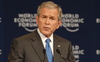 VIDEO: „Brutální a neoprávněná invaze do Iráku... tedy na Ukrajinu.“ George Bush se přeřekl při projevu