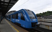 VIDEO: Do Česka dorazil první vodíkový vlak. Podívej se, kudy pojede