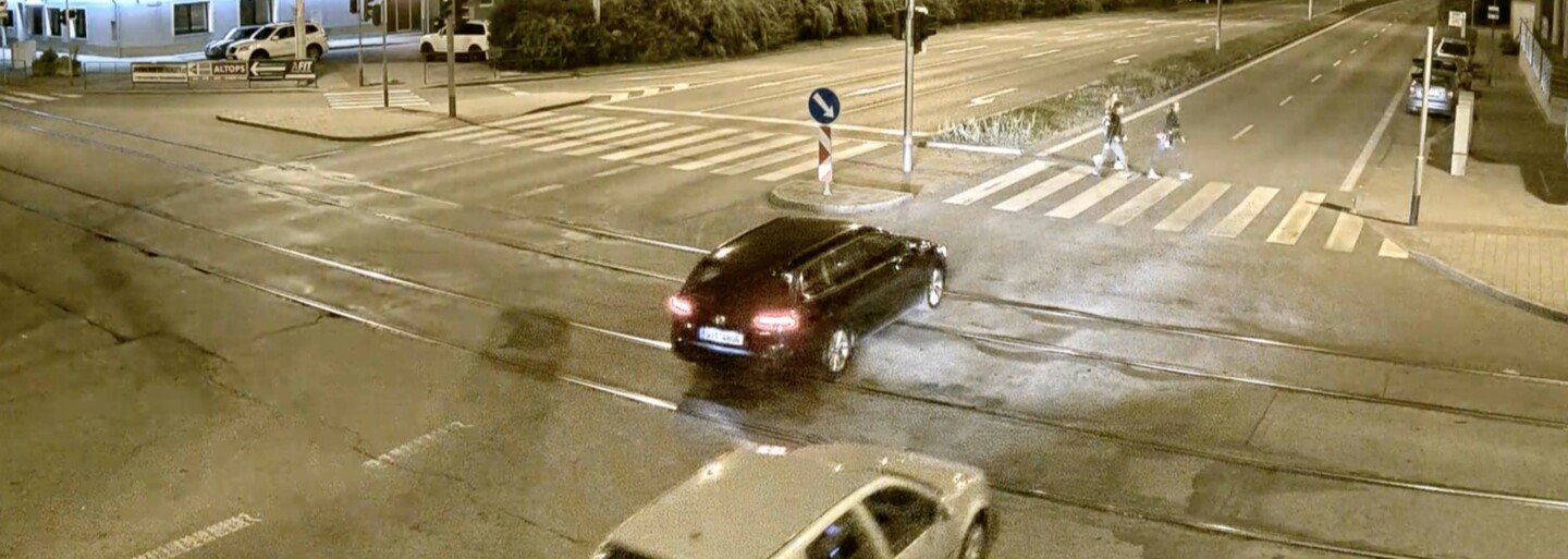 VIDEO: Hrozivá nehoda v Brně. Řidič v plné rychlosti srazil dívku na přechodu