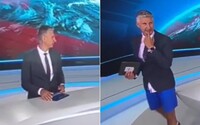 VIDEO: Moderátor RTVS zabáva Slovensko. Ku košeli, kravate a saku si obliekol krátke modré nohavice