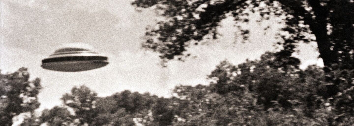 VIDEO: Námořníci natočili na obloze UFO. Pentagon potvrdil pravost záznamu