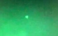 VIDEO: Námorníci natočili na oblohe UFO. Pentagón potvrdil pravosť záznamu