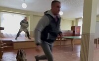 VIDEO: Rus zastřelil důstojníka z odvodní komise. Odpor proti částečné mobilizaci roste