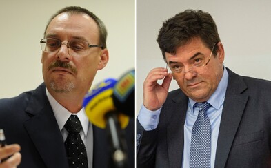 Video zaznamenáva, ako Marian Kočner inštaluje skrytú kameru v kancelárii bývalého generálneho prokurátora Dobroslava Trnku. Video zaznamenáva, ako Marian Kočner inštaluje skrytú kameru v kancelárii bývalého generálneho prokurátora Dobroslava Trnku.