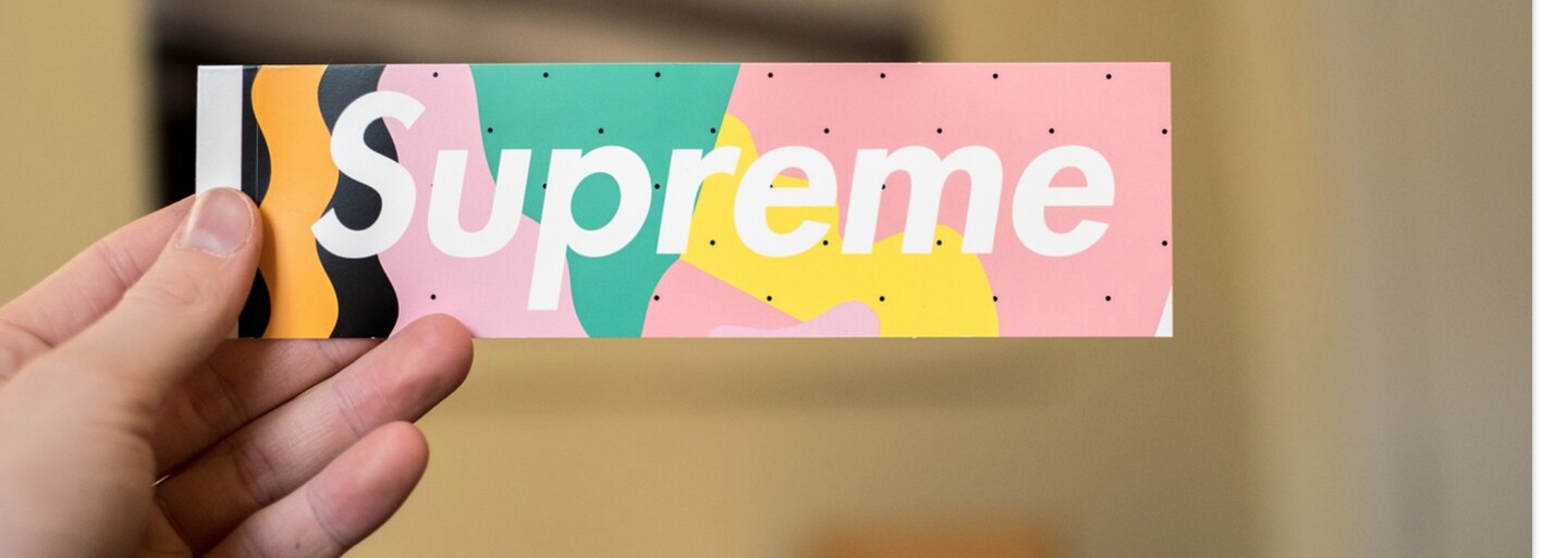 Vieš, čo znamená flexiť, raffle či drop? Otestuj si svoje znalosti dnešných výrazov mladých ľudí (Kvíz)