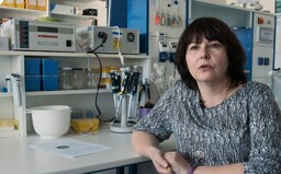 Virologička: Keď jeden odborník povedal, že netušíme, čo budú vakcíny proti koronavírusu obsahovať, skoro som spadla zo stoličky