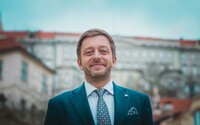 Vít Rakušan obhájil mandát předsedy hnutí STAN