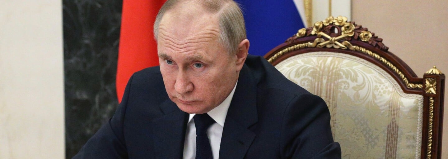 Vladimir Putin podepsal zákon, který ruší věkový strop pro vstup do ruské armády. Čeká příliv starších a zkušených rekrutů