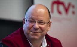 Vo verejnoprávnej RTVS pokračujú problémy, riaditeľ Rezník odvolal viacerých ľudí zo spravodajstva