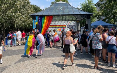 Vo viacerých slovenských mestách sa začína Dúhový Pride. Podporila ho aj prezidentka Zuzana Čaputová