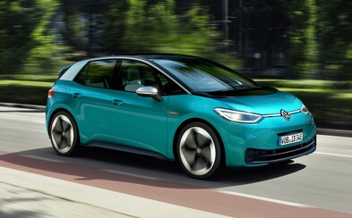 Volkswagen v novém videu ukazuje revoluční head-up displej s prvky rozšířené reality Volkswagen v novém videu ukazuje revoluční head-up displej s prvky rozšířené reality
