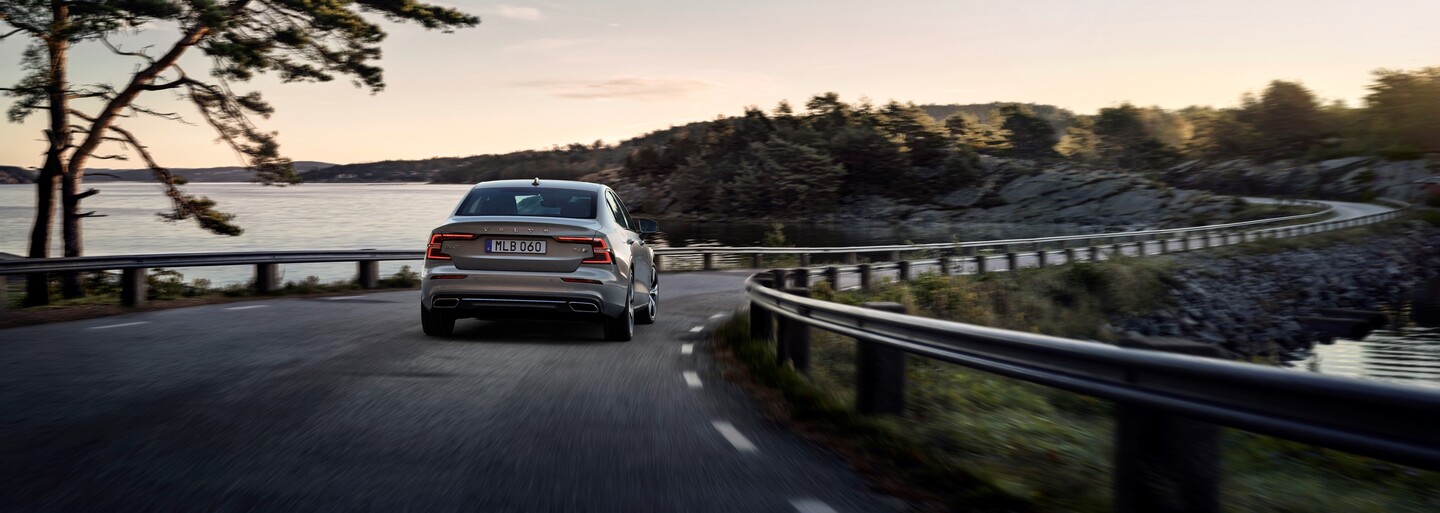 Volvo odhaľuje ďalšiu nádhernú novinku, spoliehať sa bude výhradne už len na benzínový dvojliter