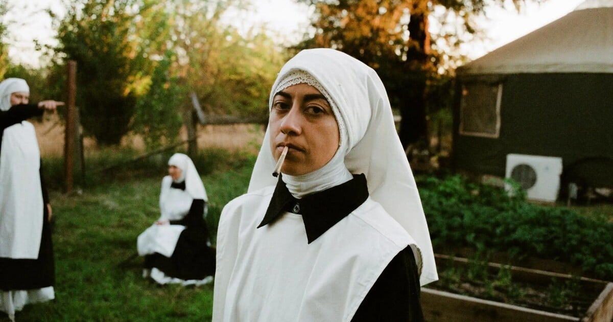 Kouří jointy a mají milionový byznys. Jeptišky pěstující konopí chtějí léčit lidi i planetu