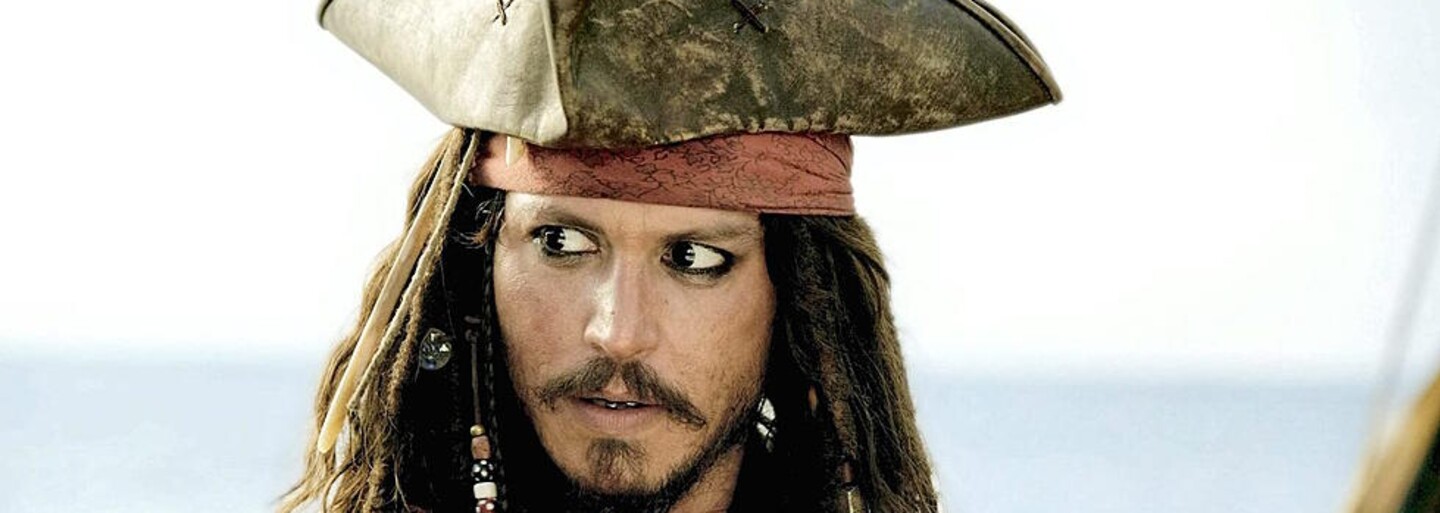 Vrátí se Johnny Depp jako Jack Sparrow? Média spekulují o dohodě s Disney