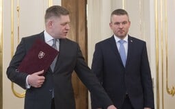 Vyfúkne Pellegrini miesto predsedu Smeru Ficovi? Už si na výsledok môžeš staviť, bookmakeri vypísali kurzy