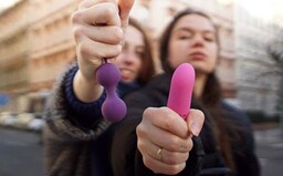 Vyhonit ďábla + Love is on the air: Přinášíme ti speciální epizodu podcastu o lásce, sexu a vztazích!