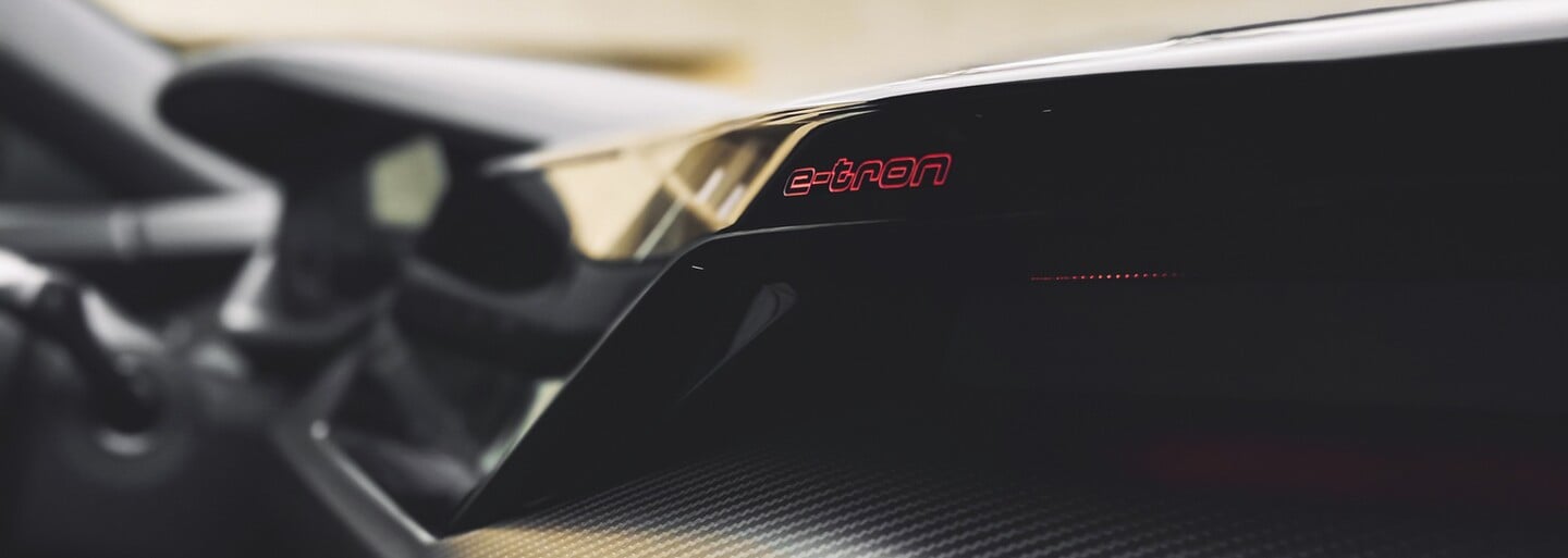 Vyskúšali sme Audi e-tron GT. Elektrická prvá liga, ktorá rúca predsudky o e-mobiloch, je krok pred konkurenciou
