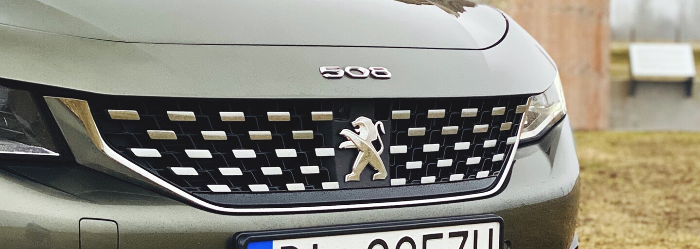Vyskúšali sme novú vlajkovú loď od Peugeotu a padli sme na zadok. Nová 508-čka je úžasná