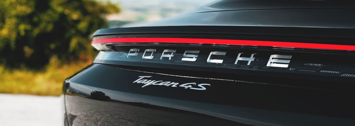 Vyskúšali sme Porsche Taycan. Automobilka ním dokazuje, že aj elektrika môže byť športová