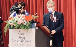Vystrčil jako Kennedy. Jsem Tchajwanec, ukončil předseda Senátu svůj silný projev v tchajwanském parlamentu