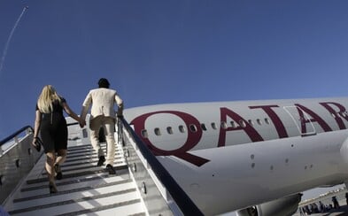 Vystupte z letadla a svlékněte se. Ženy na palubě Qatar Airways zažily potupnou lékařskou prohlídku Vystupte z letadla a svlékněte se. Ženy na palubě Qatar Airways zažily potupnou lékařskou prohlídku
