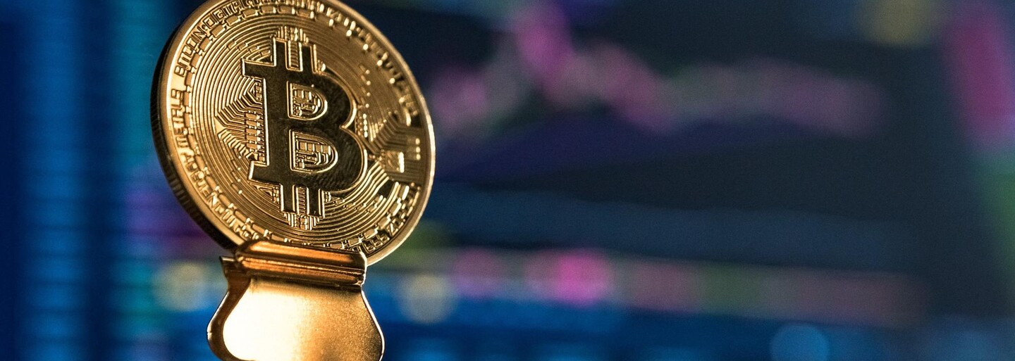 Vzestupy a pády bitcoinu: Podívej se na graf, jak nejznámější kryptoměna ztrácela a získávala hodnotu v čase