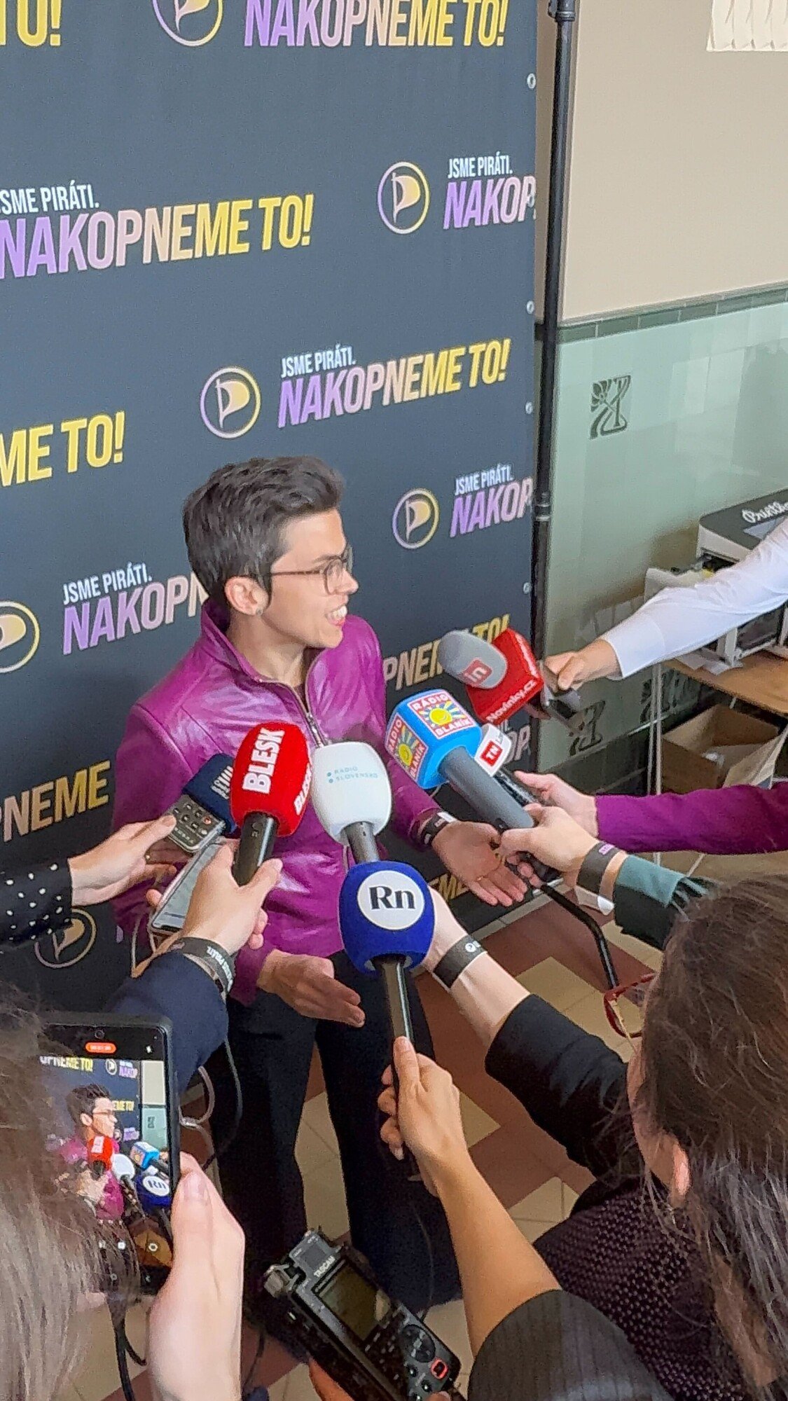 olga richterová, štáb, piráti