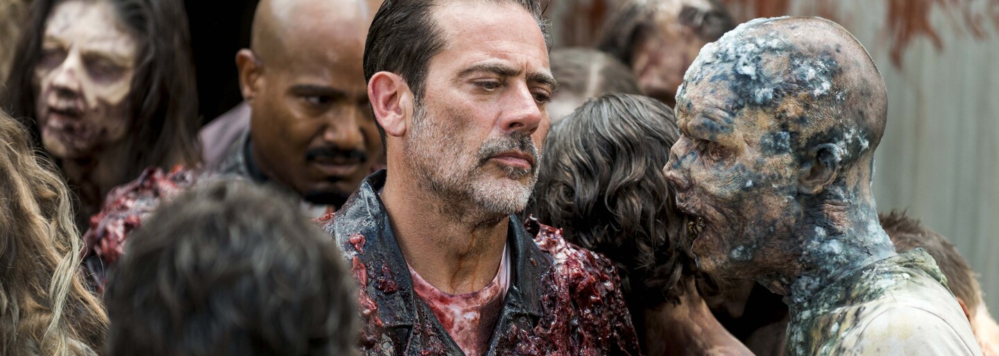Walking Dead s 8. sériou definitívne padlo na scenáristické dno bez logiky a plynulého vývinu deja či postáv (Recenzia)