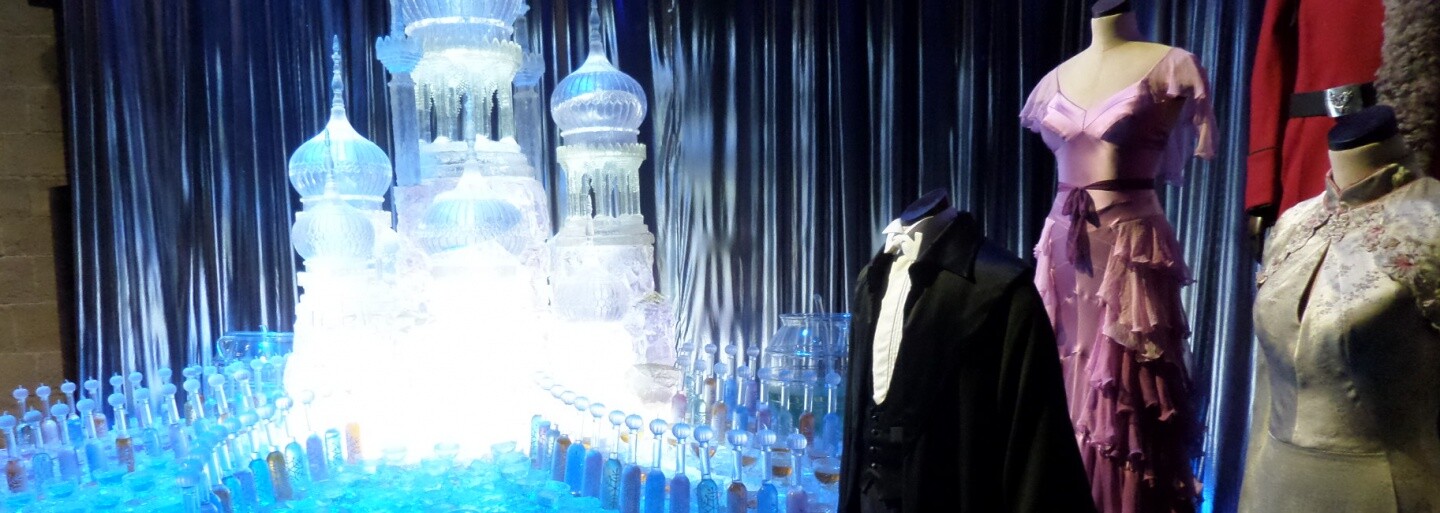 Warner Bros. nám odhalilo, ako sa natáčal Harry Potter, scény v Rokforte a aké praktické efekty použili