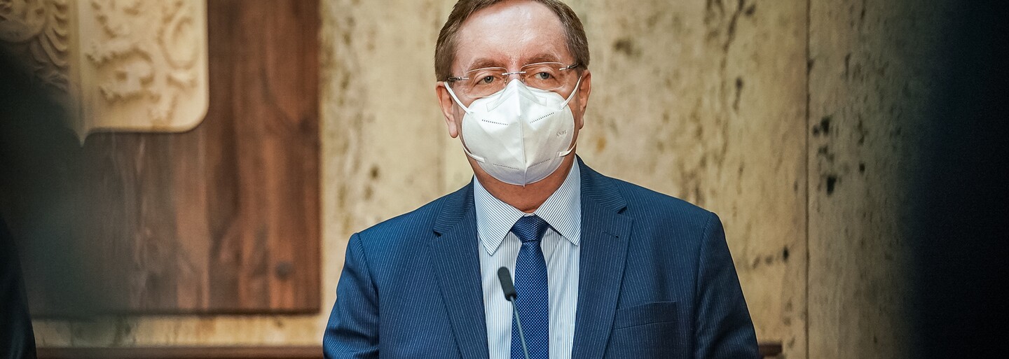 Wi-fi na zahrádkách bude moct zůstat, papíry má kontrolovat policie či hygiena