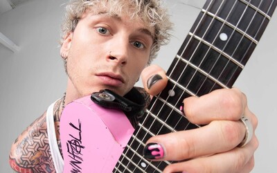 Wild Gangster Beefing With Eminem Or A Blonde Don With A Pink Guitar? Find Out Who Is Machine Gun Kelly