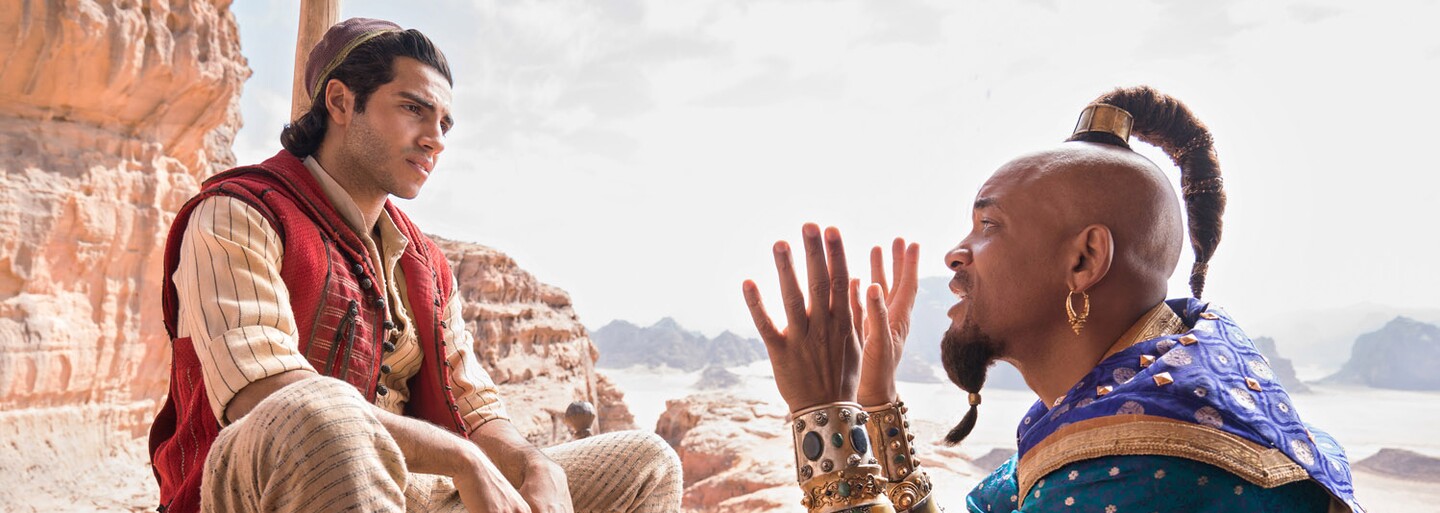 Will Smith sa ukazuje ako modrý Džin v úchvatných záberoch pre Aladina. Očarí ťa však aj krásna Jazmína