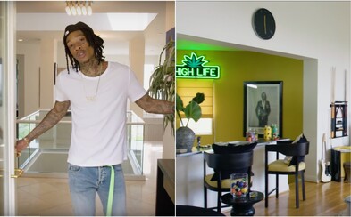 Wiz Khalifa ťa prevedie svojím príbytkom v hodnote 4 miliónov eur. Rezidencia v LA disponuje herňou, štúdiom či marihuanovým barom Wiz Khalifa ťa prevedie svojím príbytkom v hodnote 4 miliónov eur. Rezidencia v LA disponuje herňou, štúdiom či marihuanovým barom