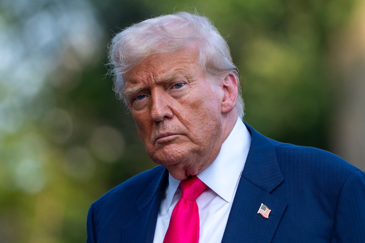 TRUMP